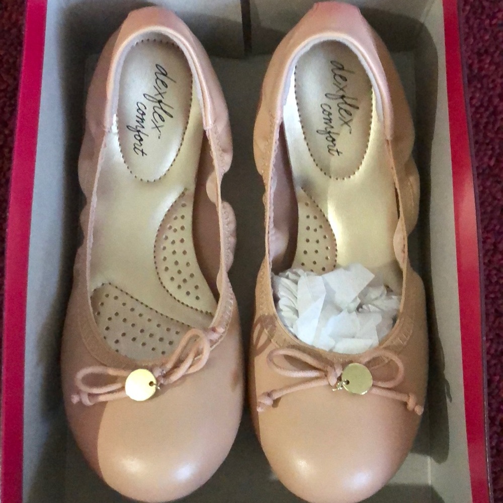 Nude pink flats